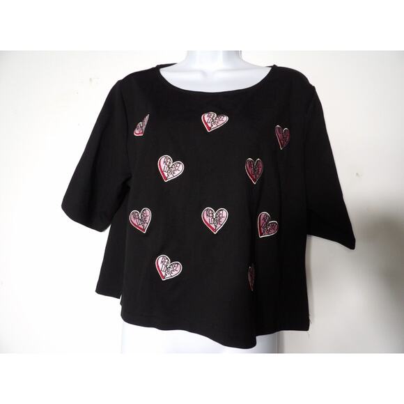 Torrid 1 1X Rebel Wilson Top Patchwork Black Hearts Short Sleeve Love - Picture 1 of 12